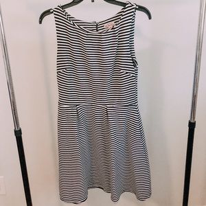 Merona knee length dress size M